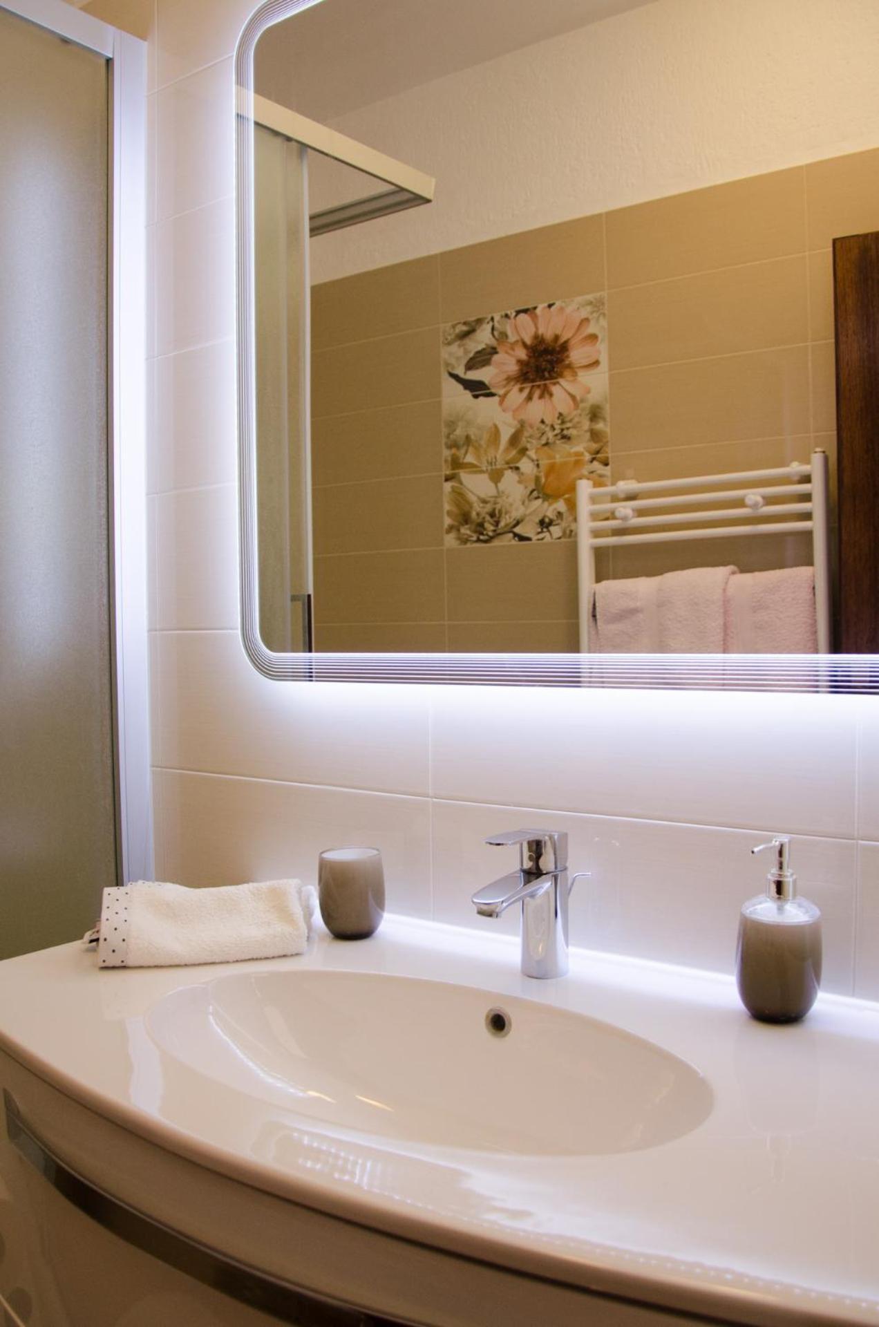Guesthouse Ruza Senj  Luaran gambar